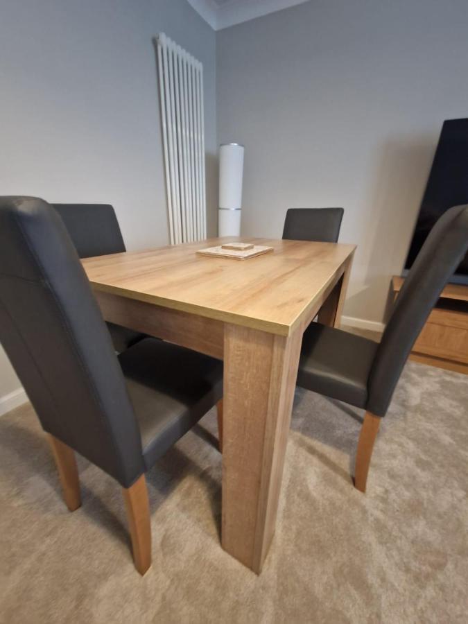 Roseburn Apartment, Edinburgh - 2 Bedrooms, Free Parking Екстериор снимка